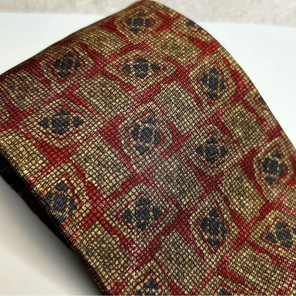 Calvin Klein Silk Red and Brown Geometric 57” Tie